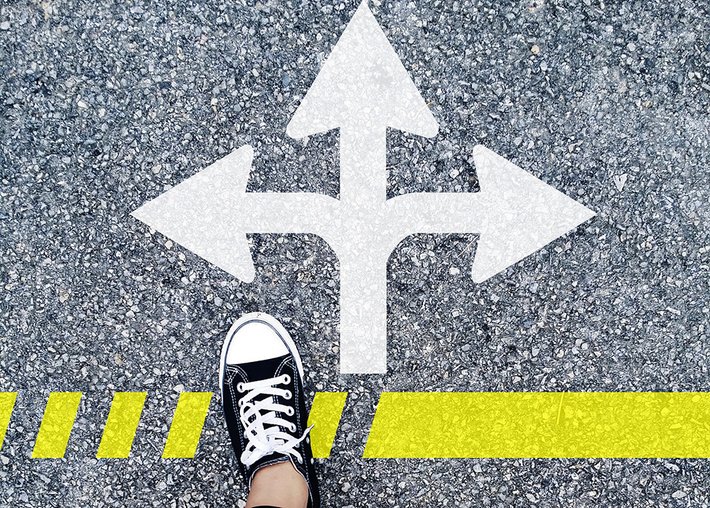 Motion Verbs in English: How Phrasal Verbs Show Direction